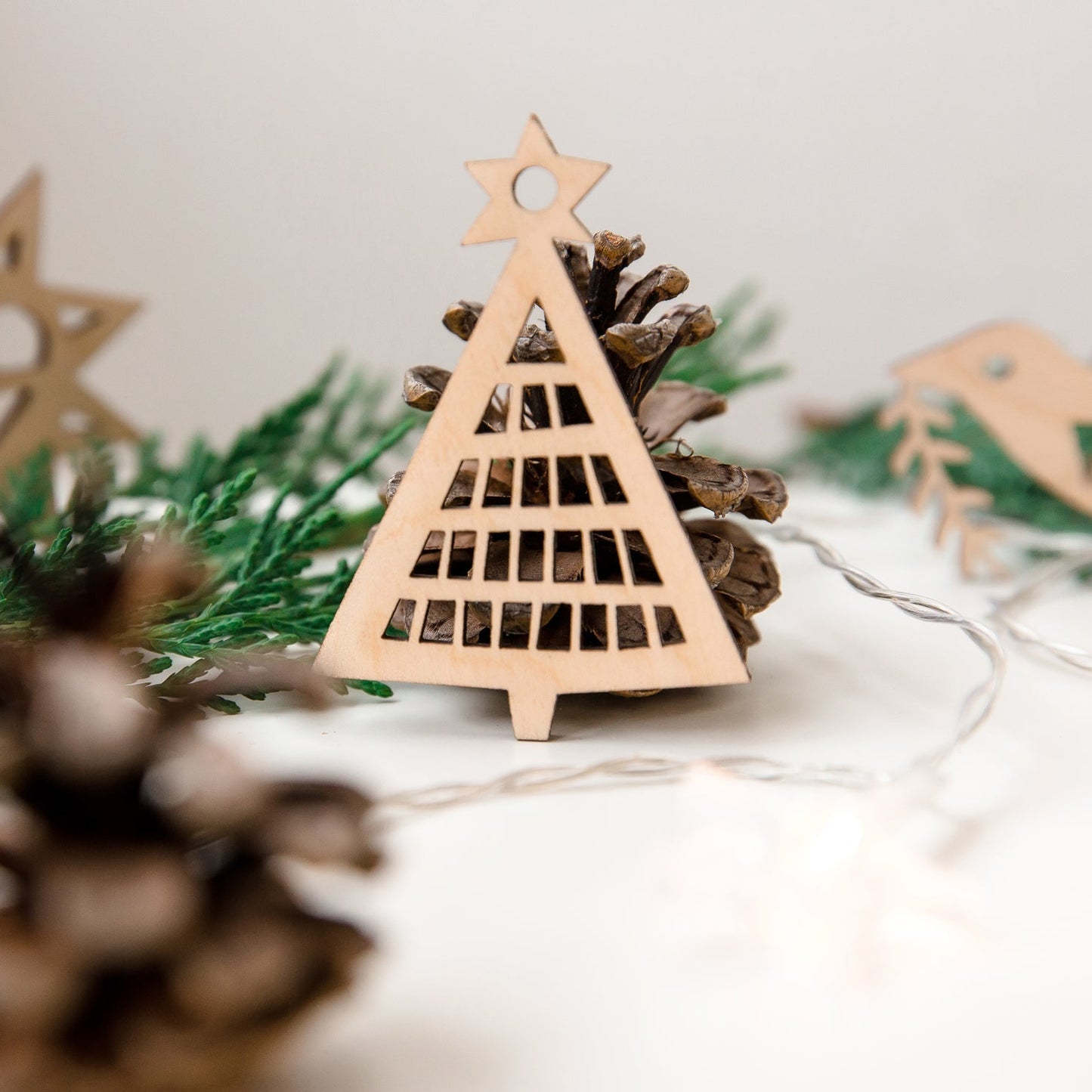 Ялинкові прикраси ВЕСЕЛЕ РІЗДВО