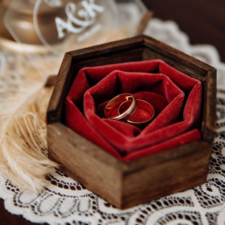Personalized ring box